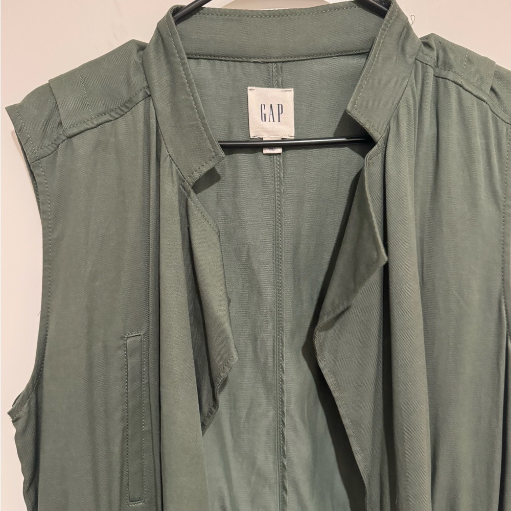 Gap jacket